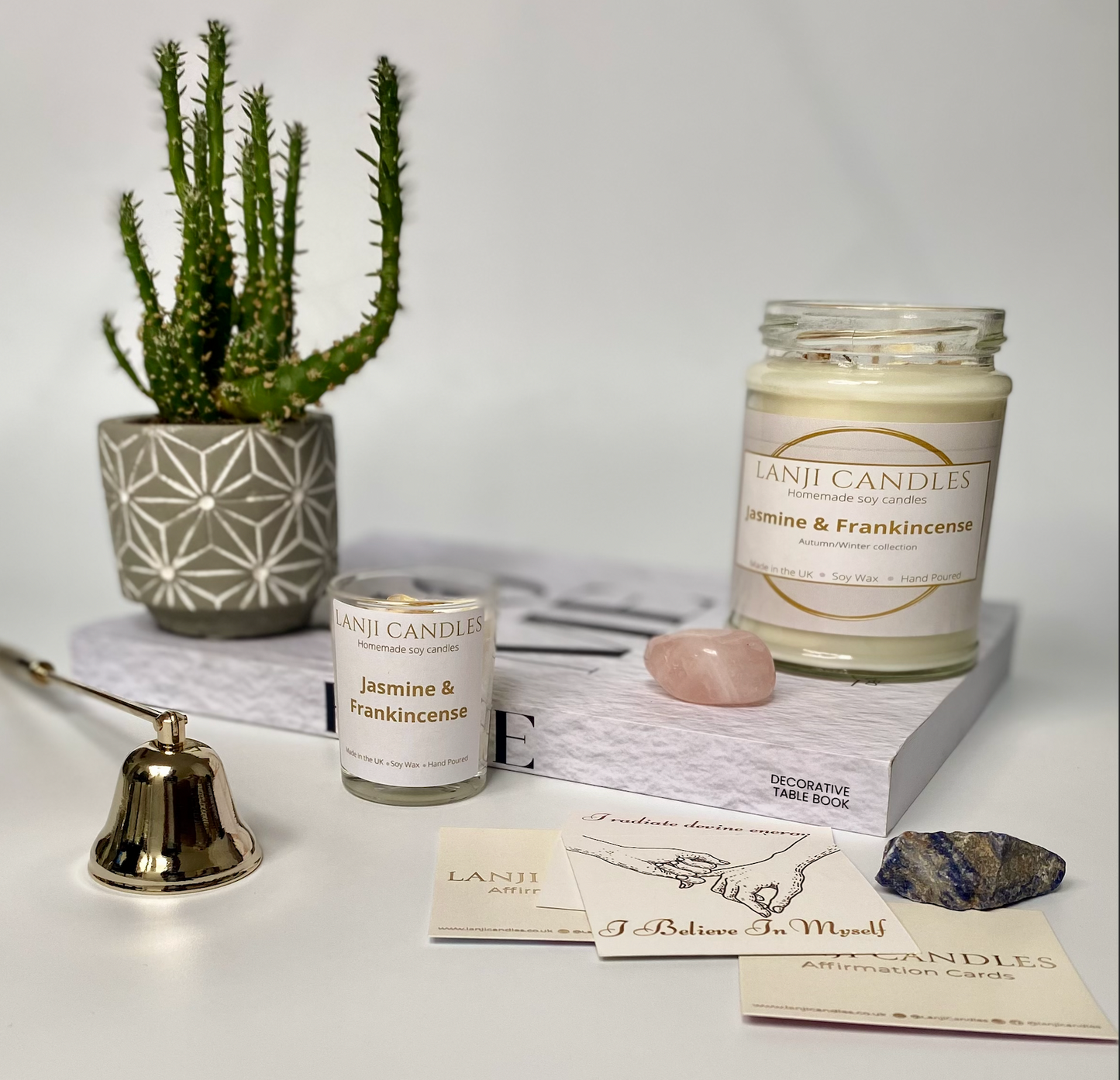 Jasmine & Frankincense Scented Soy Wax Candle | Seasonal Collection