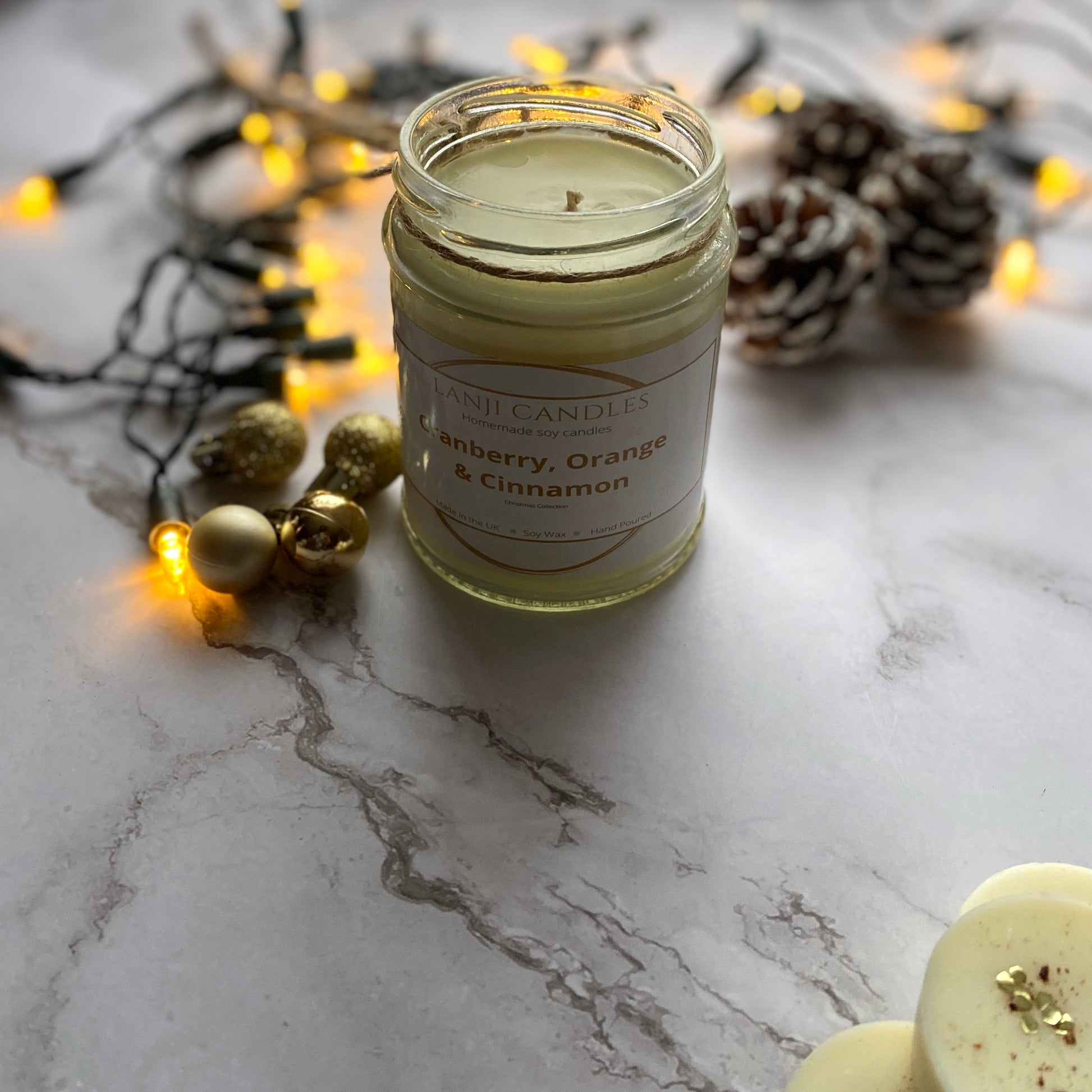 Cranberry, Orange & Cinnamon Scented Soy Wax Christmas Candle - Lanji Candles