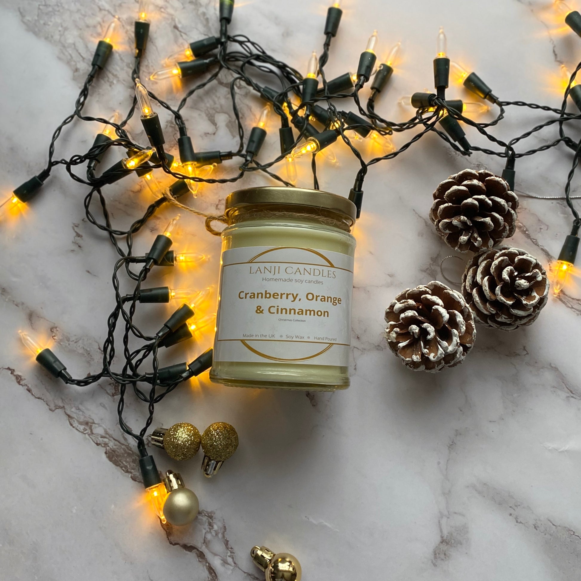 Cranberry, Orange & Cinnamon Scented Soy Wax Christmas Candle - Lanji Candles