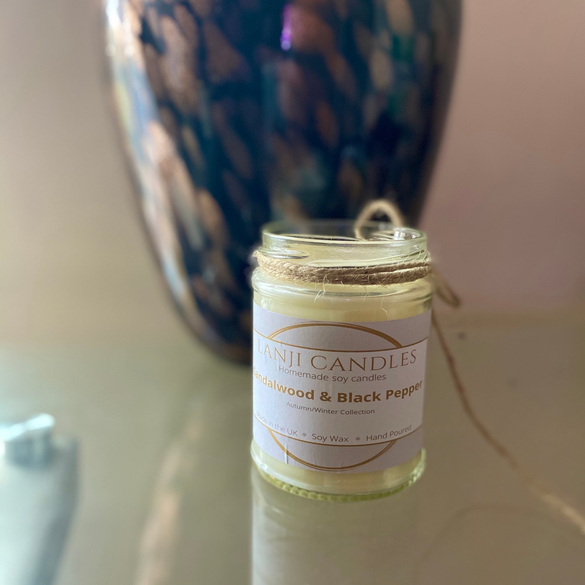 Sandalwood & Black Pepper Scented Soy Wax Candle. - Lanji Candles