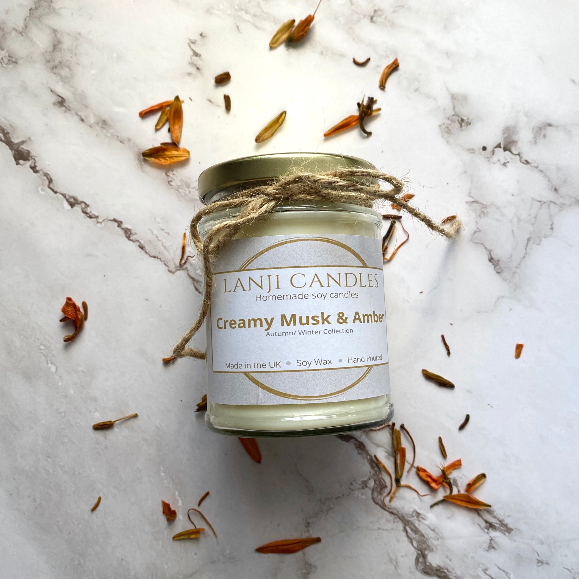 Creamy Musk & Amber Scented Soy Wax Candle. - Lanji Candles